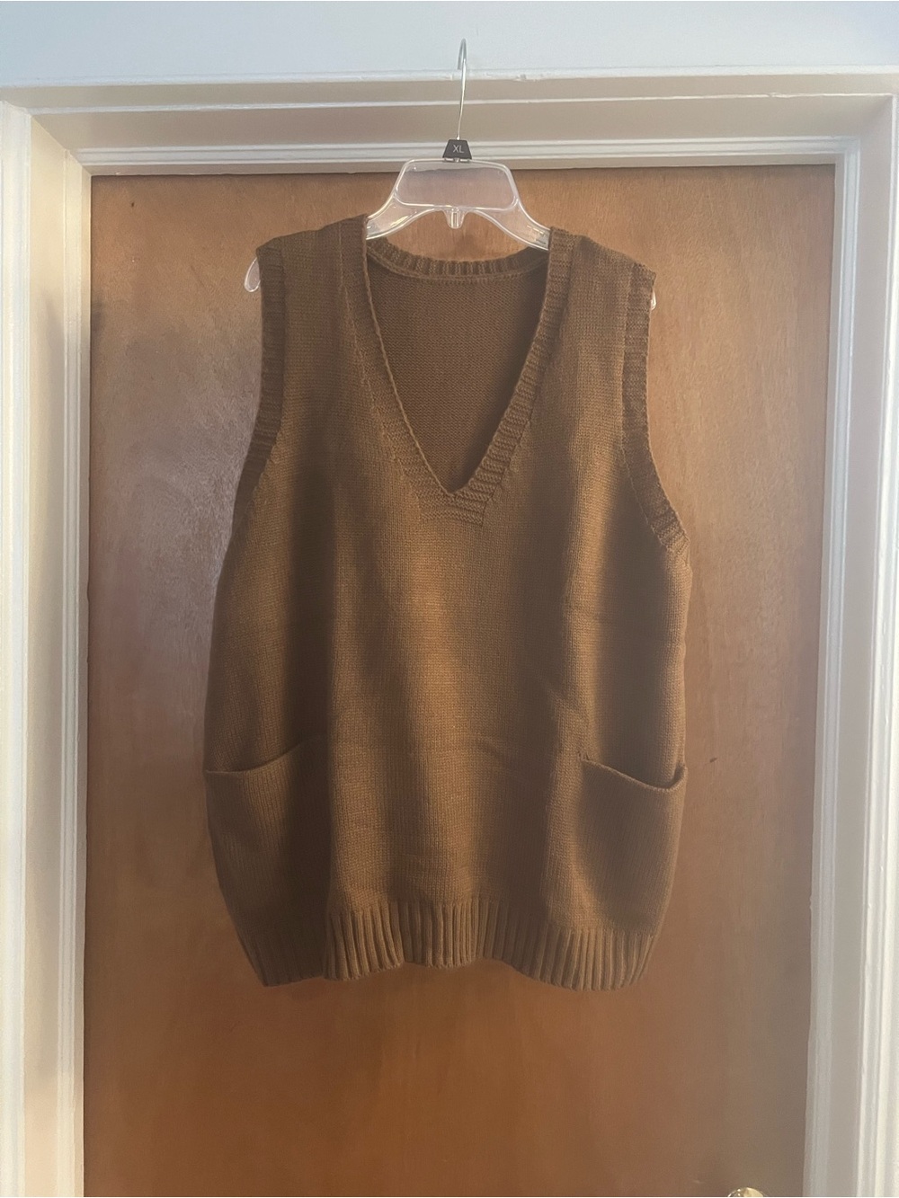 Women’s Brown V-Neck Knit Sweater Vest with Pockets